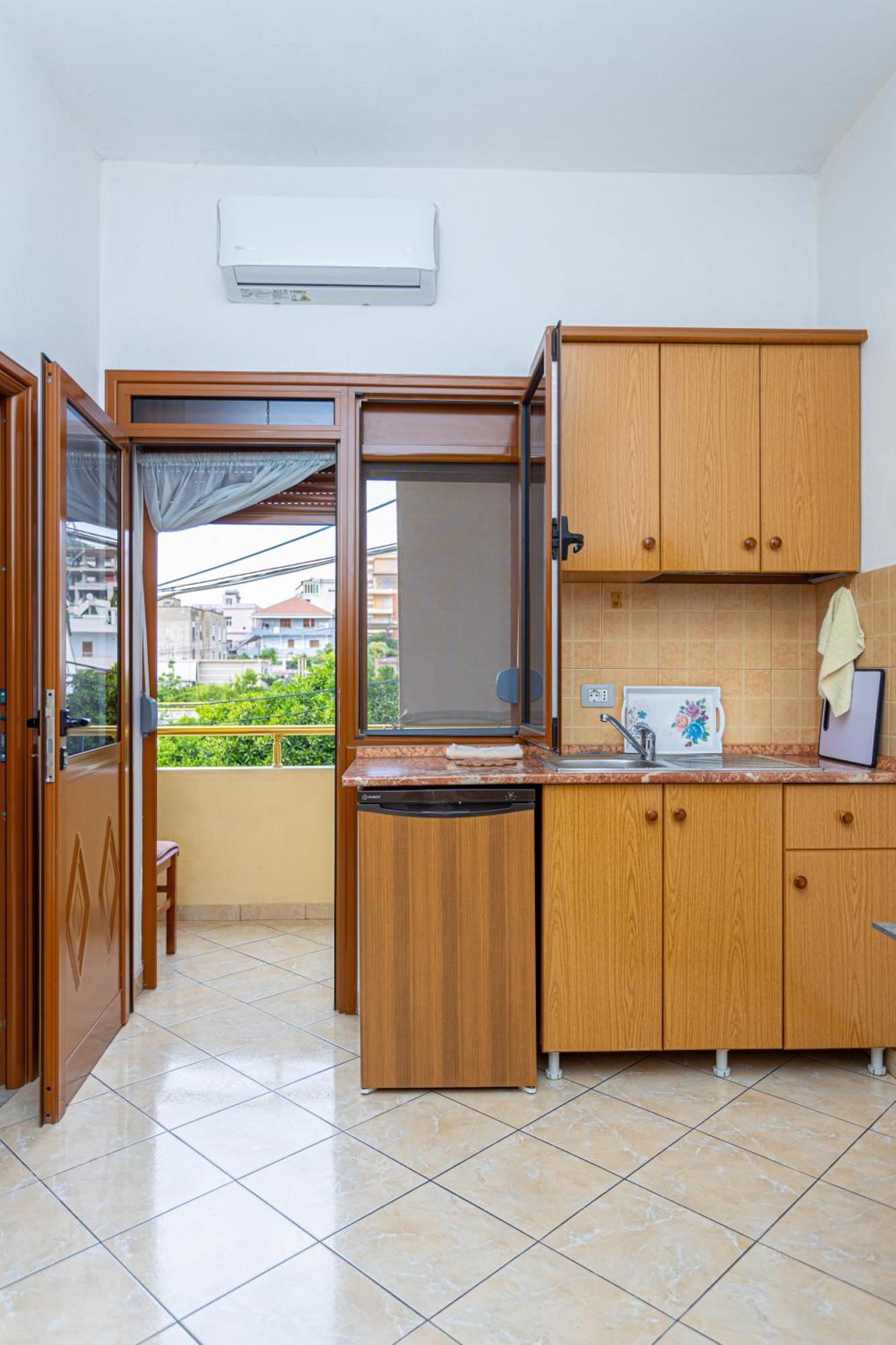 Hotel Olti Vlore Exterior photo