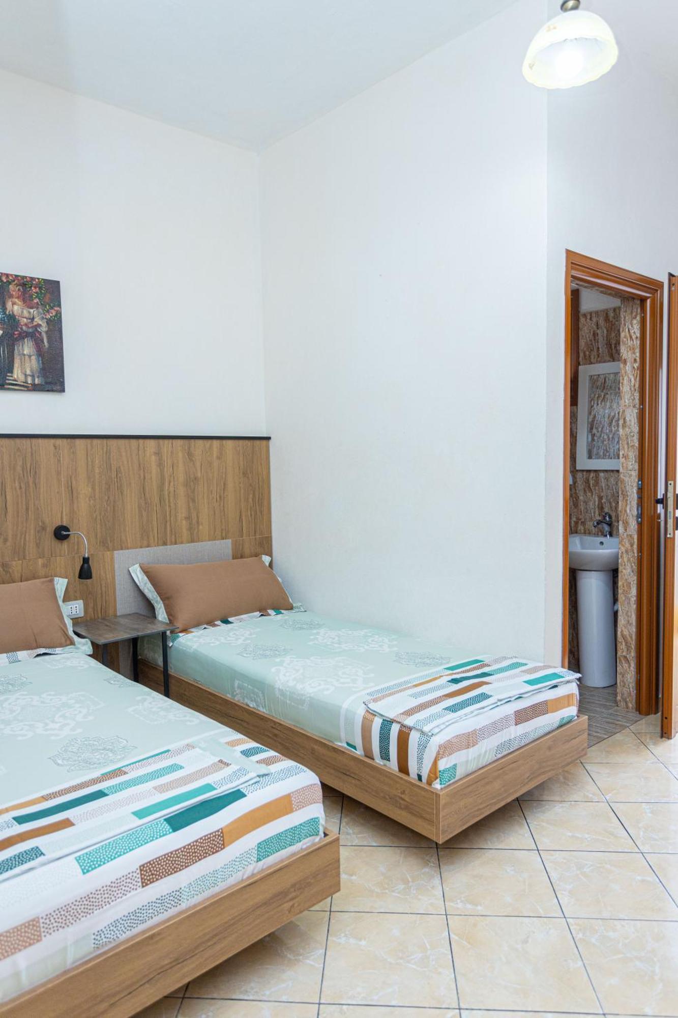Hotel Olti Vlore Exterior photo