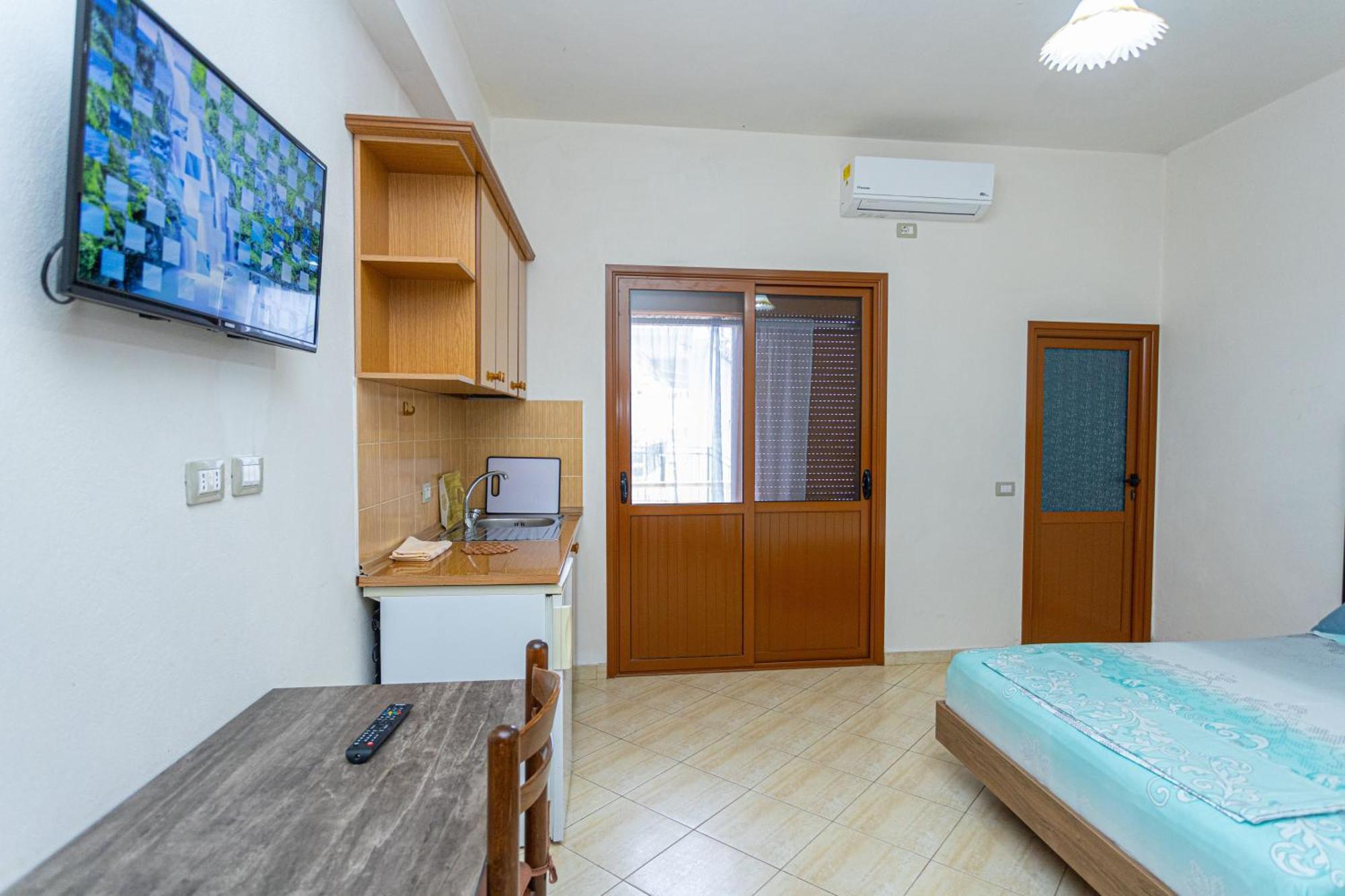 Hotel Olti Vlore Exterior photo